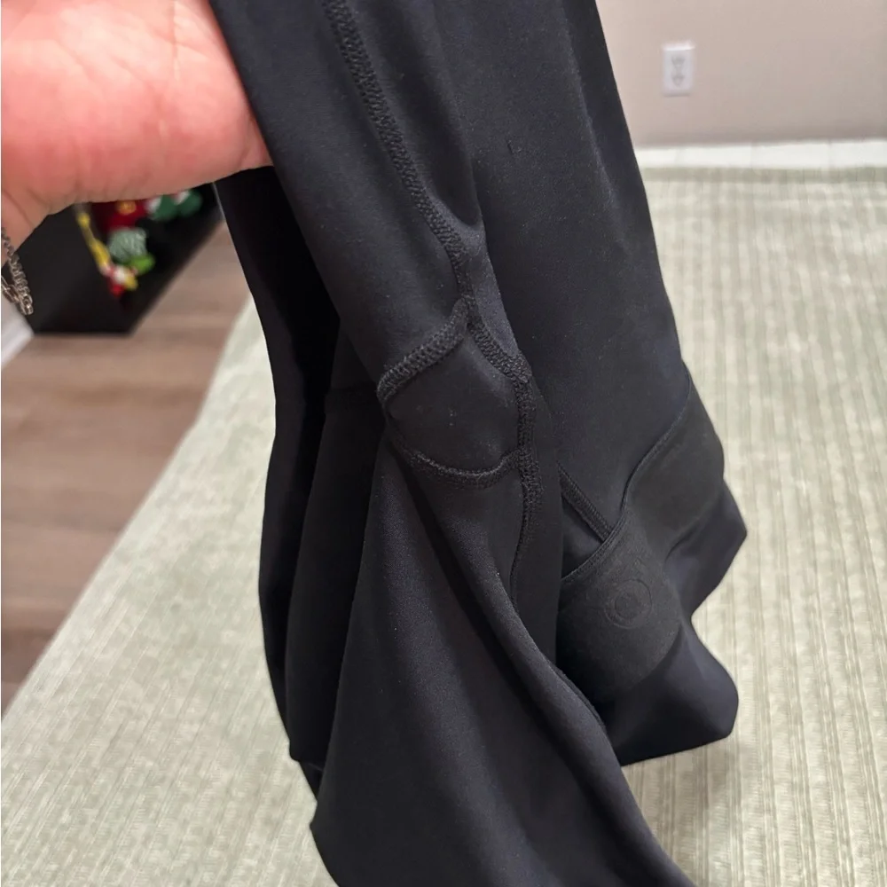 ALO Yoga Classic Airlift Logo Black Leggings - Picture 8 of 8